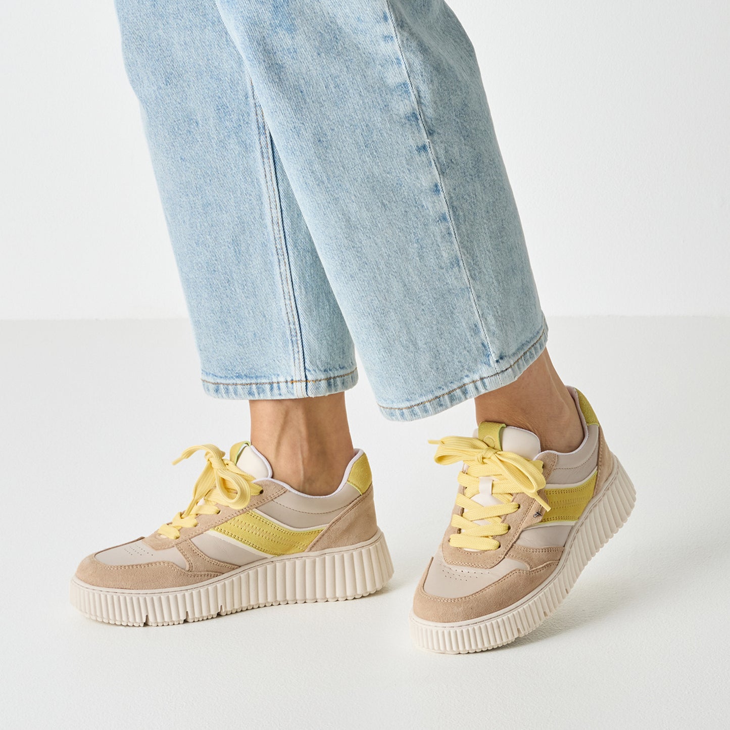 Baskets Volos Beiges