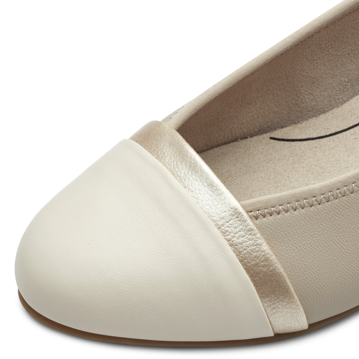 Beige Martinez pumps