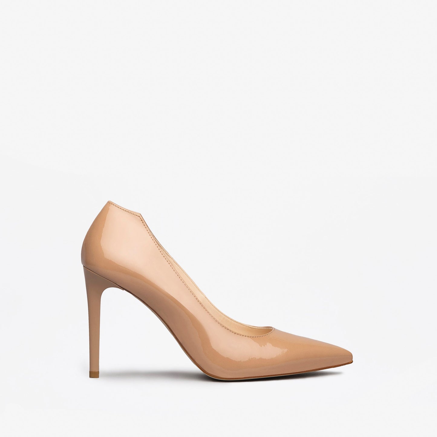 Anatola beige pumps