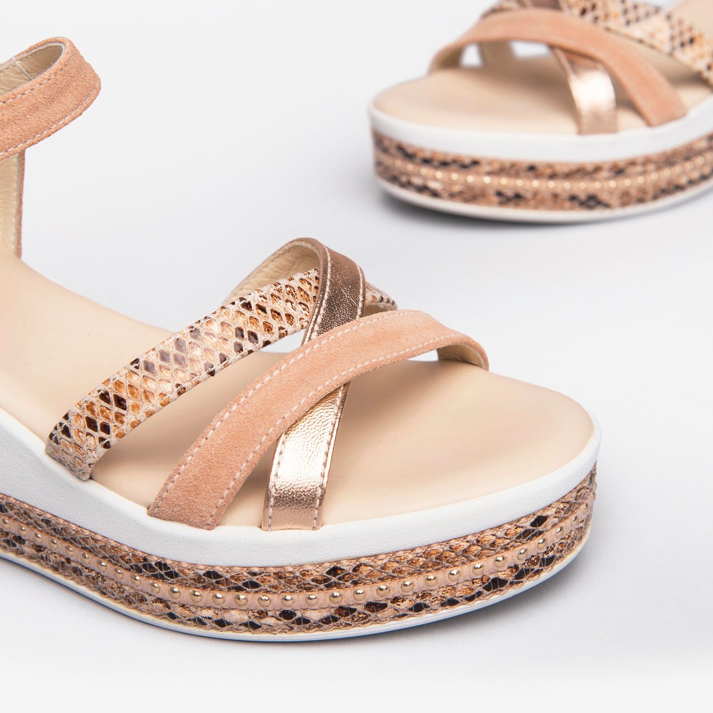 Roze laurier sandalen