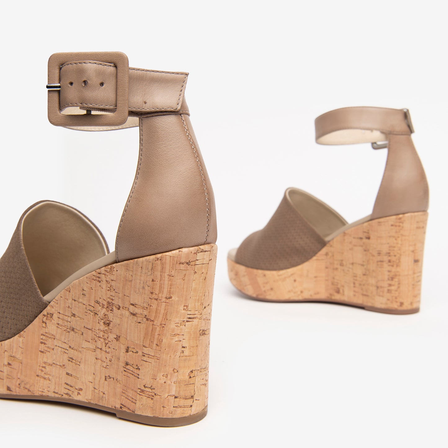 Taupe linnen sandalen