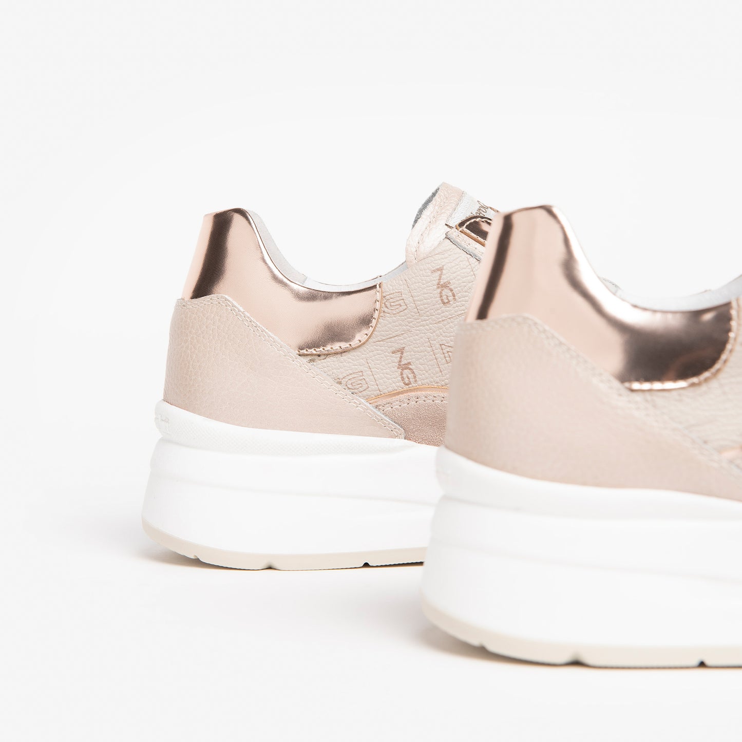 Beige Pegomas-sneakers
