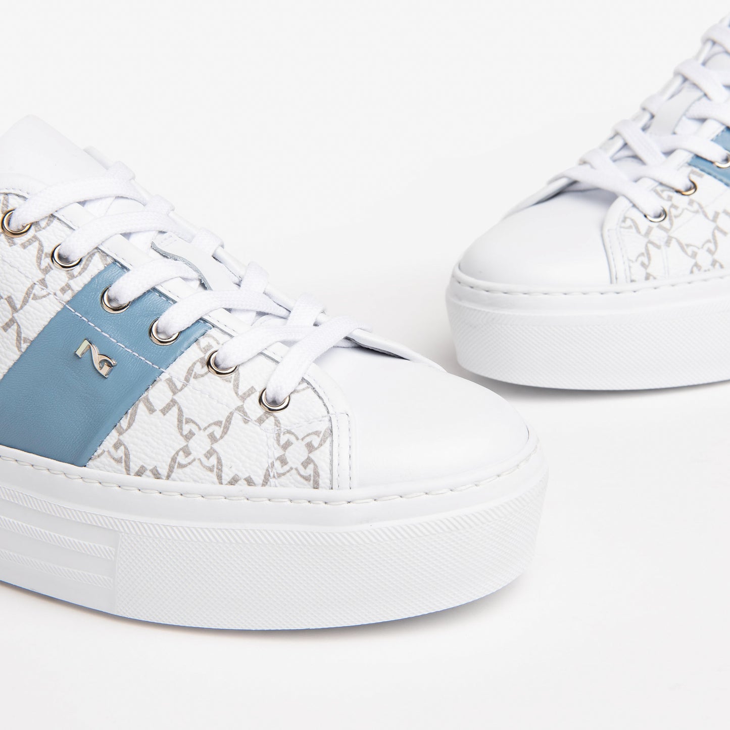 Witte Gucci-sneakers