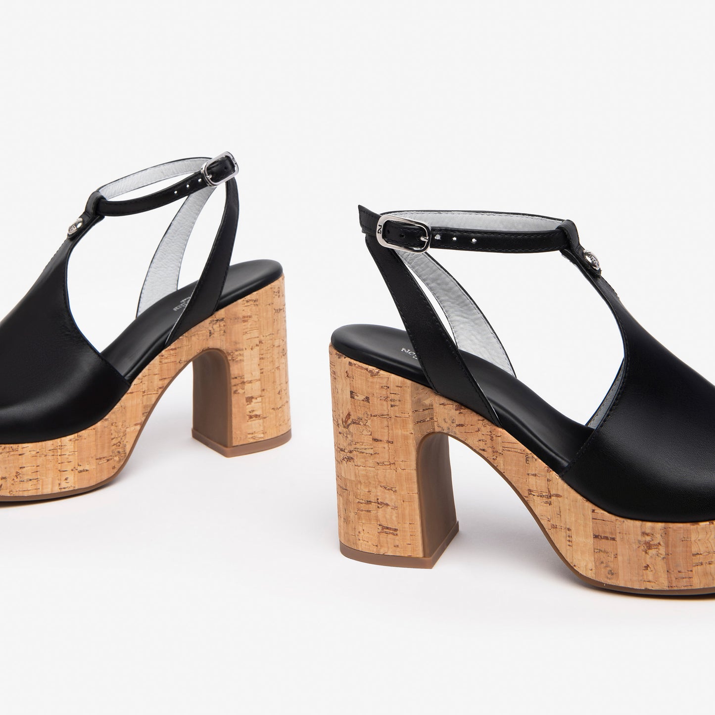 Zwarte Trets-sandalen