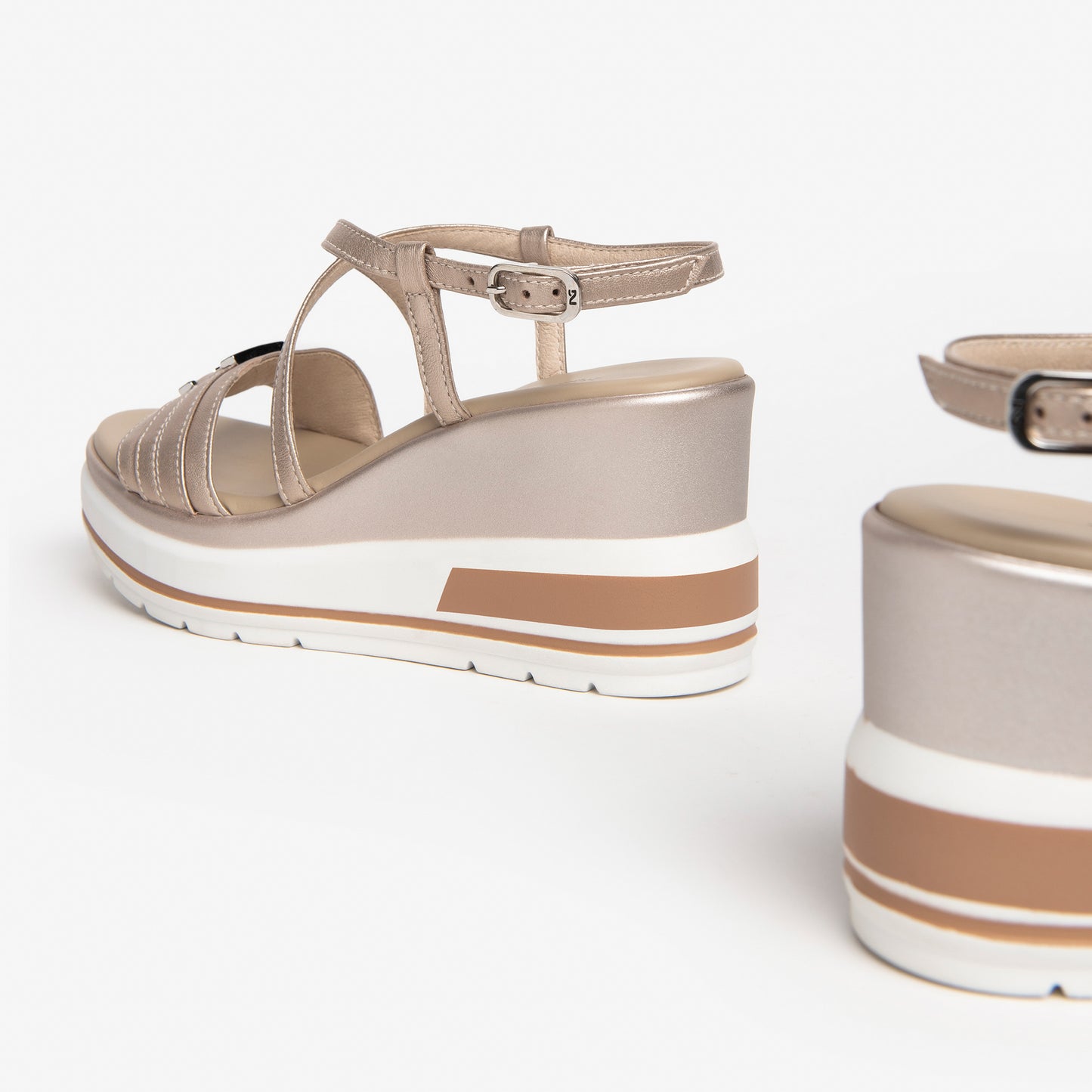 Gouden Fuveau-sandalen