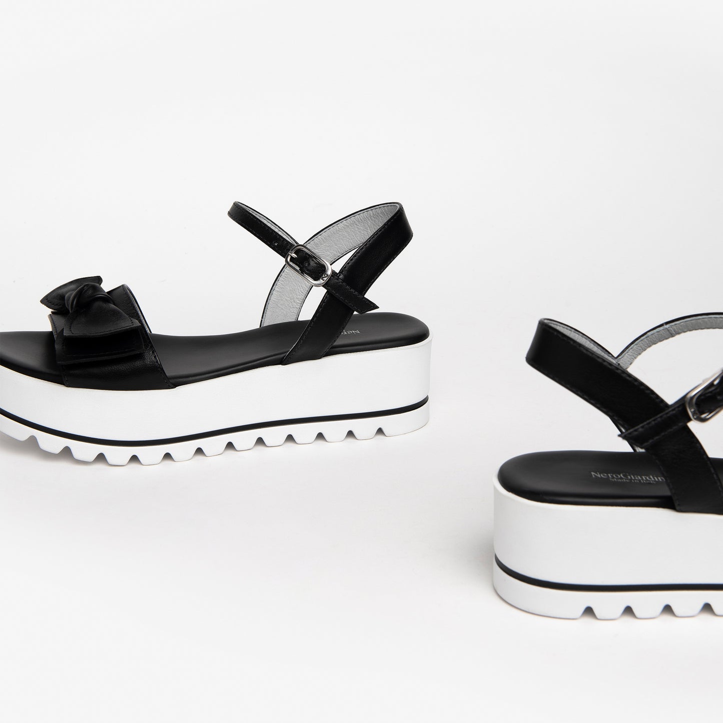 Schwarze Vence-Sandalen