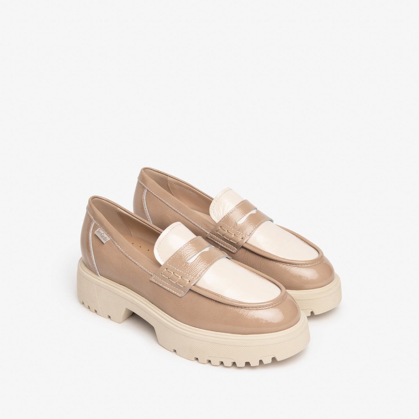 Camelloafers van Estella