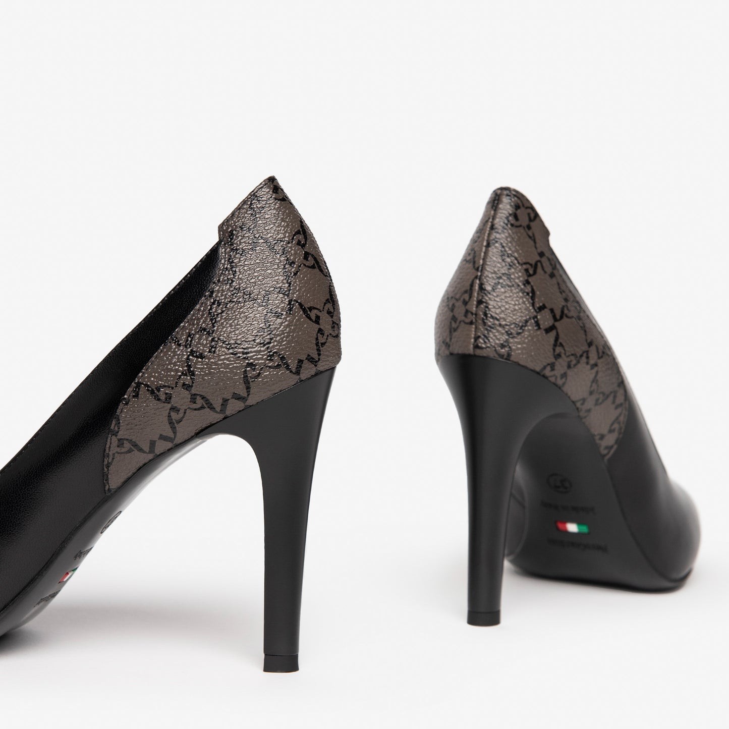 Zwarte Huntington-pumps