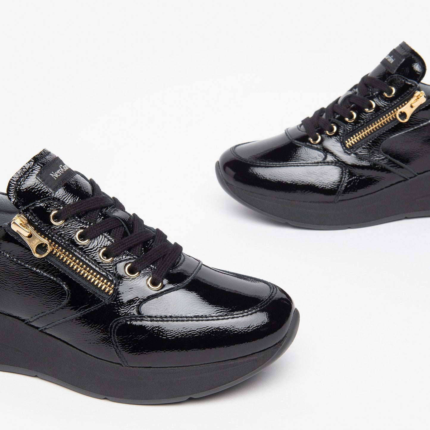 Schwarze Lack-Sneaker von Riverside