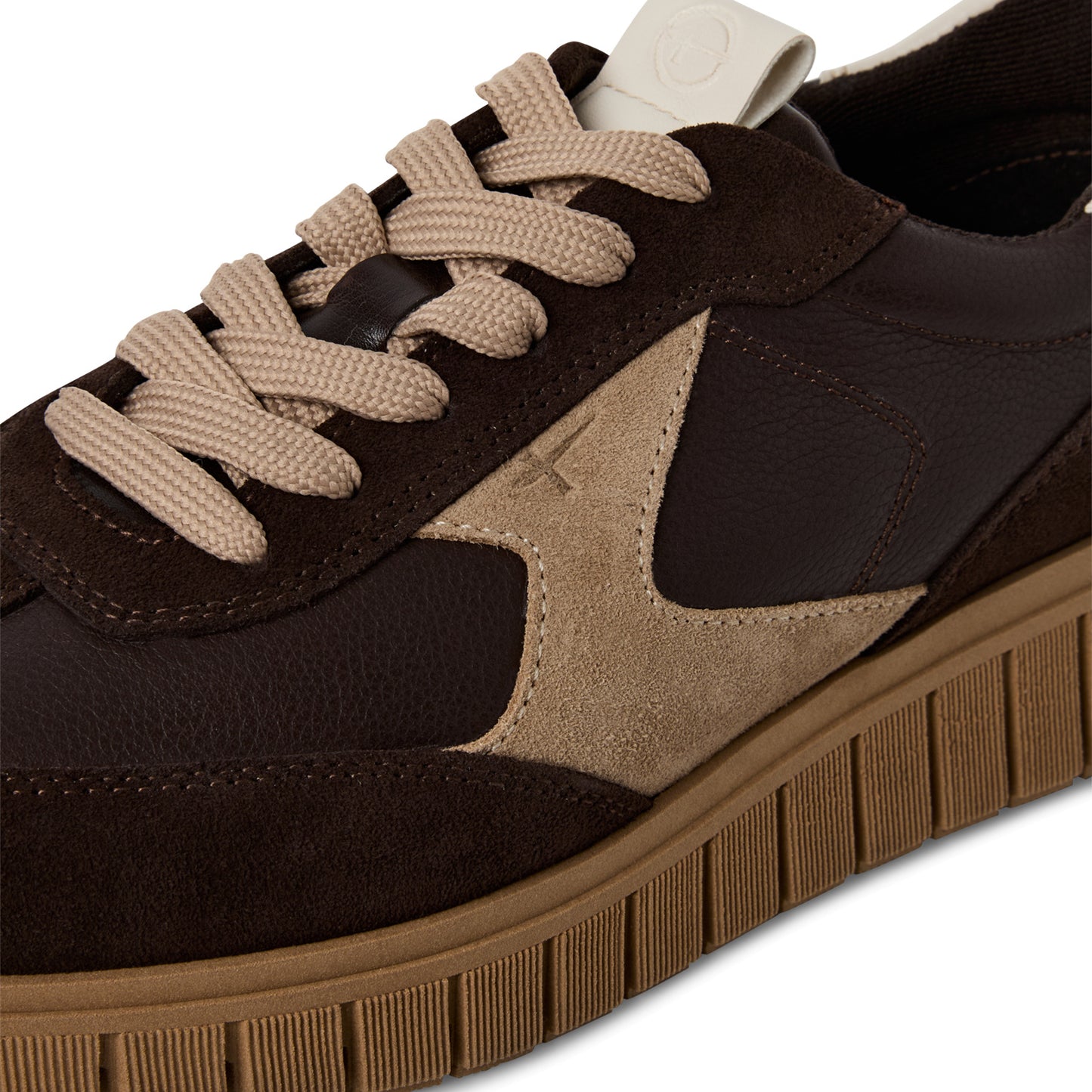 Baskets Koge Brunes