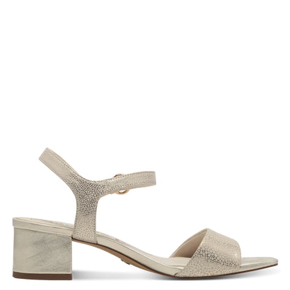 Goldene Singaraja-Sandalen