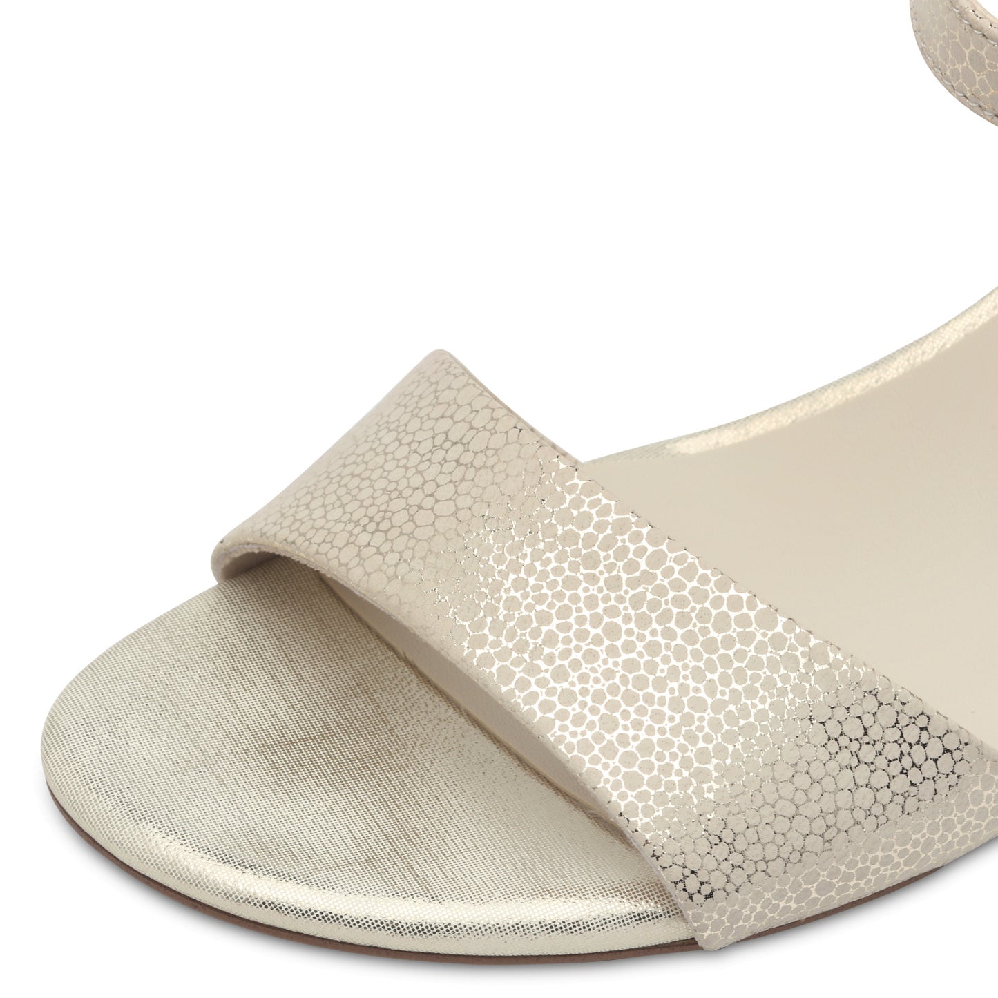 Goldene Singaraja-Sandalen
