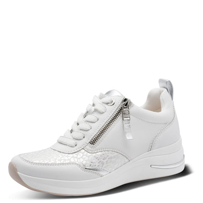 Baskets Achar Blanches article 83714 Chaussures femmes marque tamaris confort Nouvelle Collection Printemps/été 2026 Chaussures Jeanmart Magasins Belgique Liege Grivegnée Ans Namur Eupen