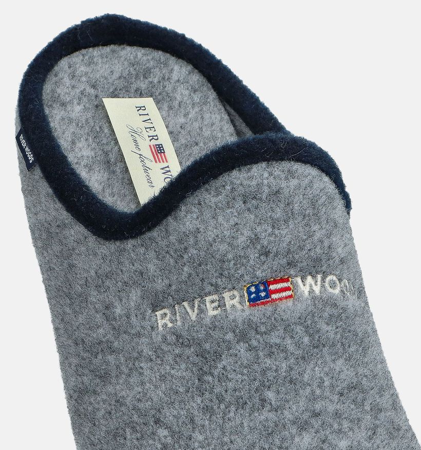 Mules River Grises