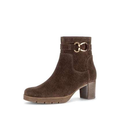 Boots Dream Bruns article 8030.02.004 Chaussures femmes Marque Gabor Nouvelle collection automne hiver 2026 Magasins Belgique Liège Grivegnée Ans Namur Eupen