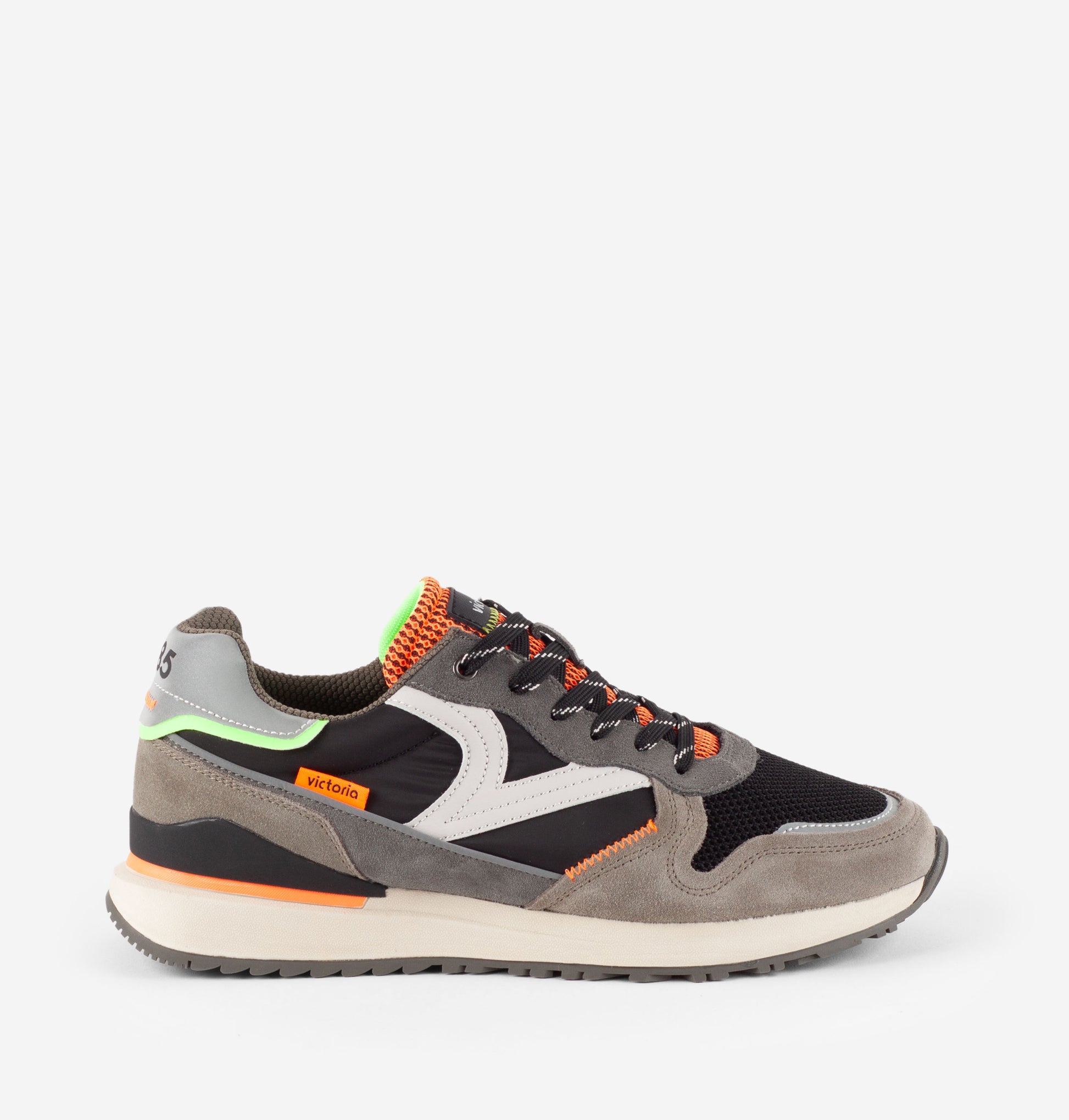 Baskets Leggera Noires Combinées Chaussures hommes Marque Victoria Nouvelle collection Automne Hiver 2024 Magasins Chaussures Jeanmart Belgique Liege Grivegnée Ans Namur