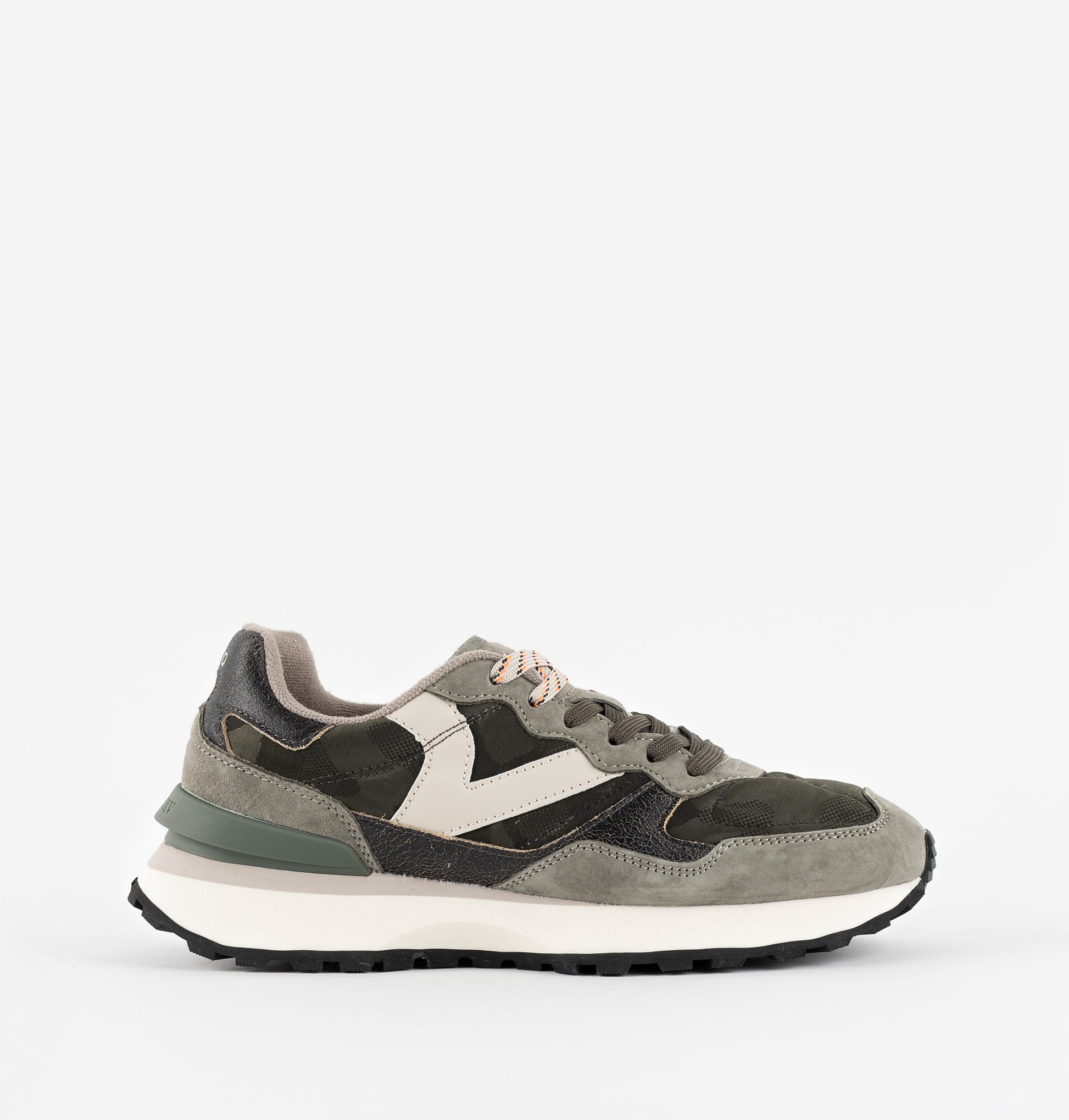 Baskets Rush Kaki Chaussures hommes Marque Victoria Nouvelle collection Automne Hiver 2024 Magasins Chaussures Jeanmart Belgique Liege Grivegnée Ans Namur