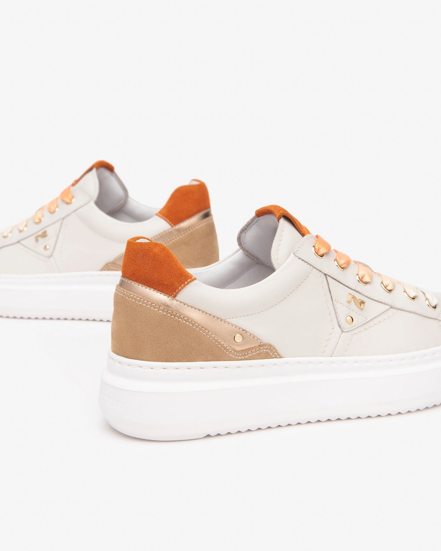 Witte Poaz-sneakers