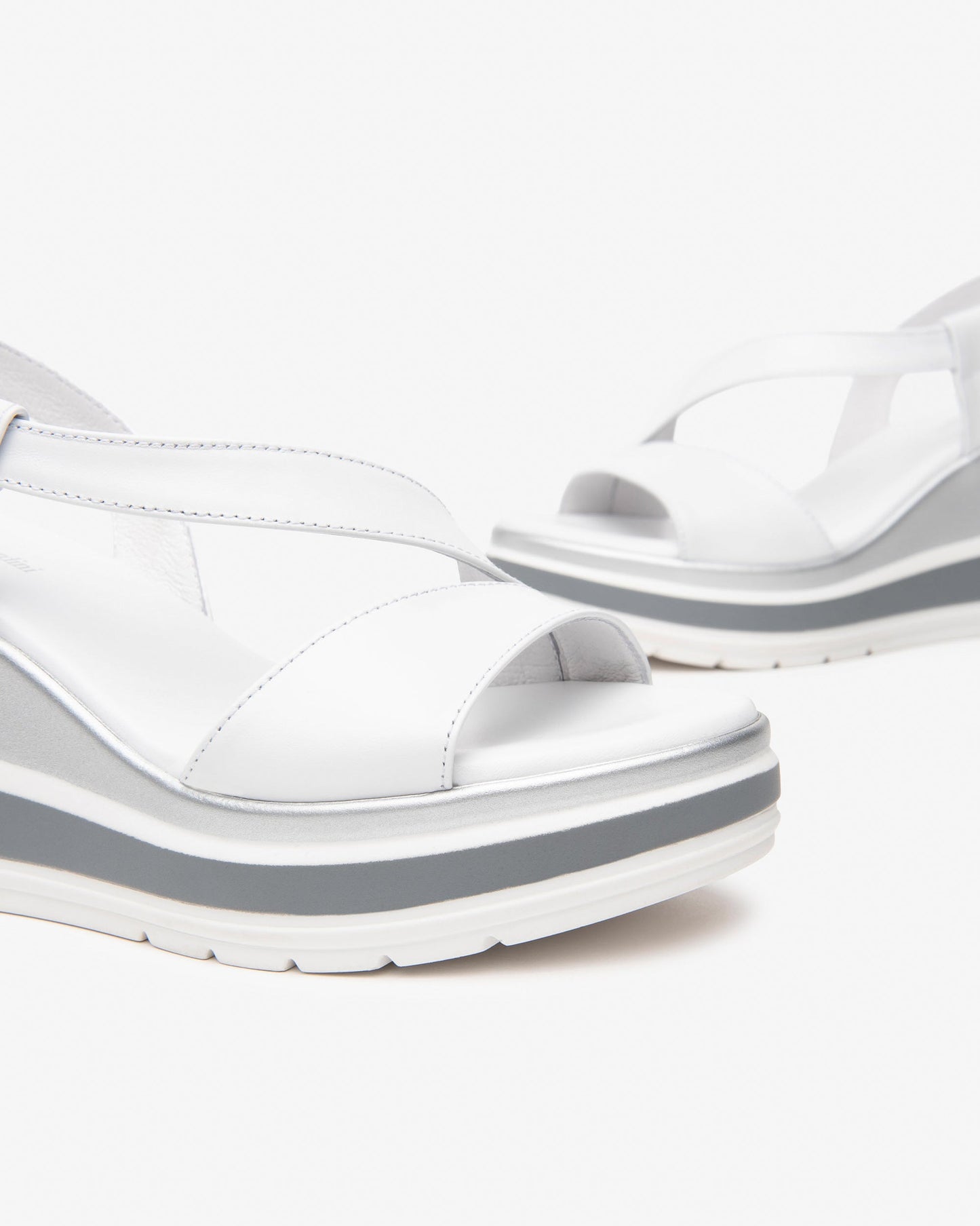 Witte Vito sandalen