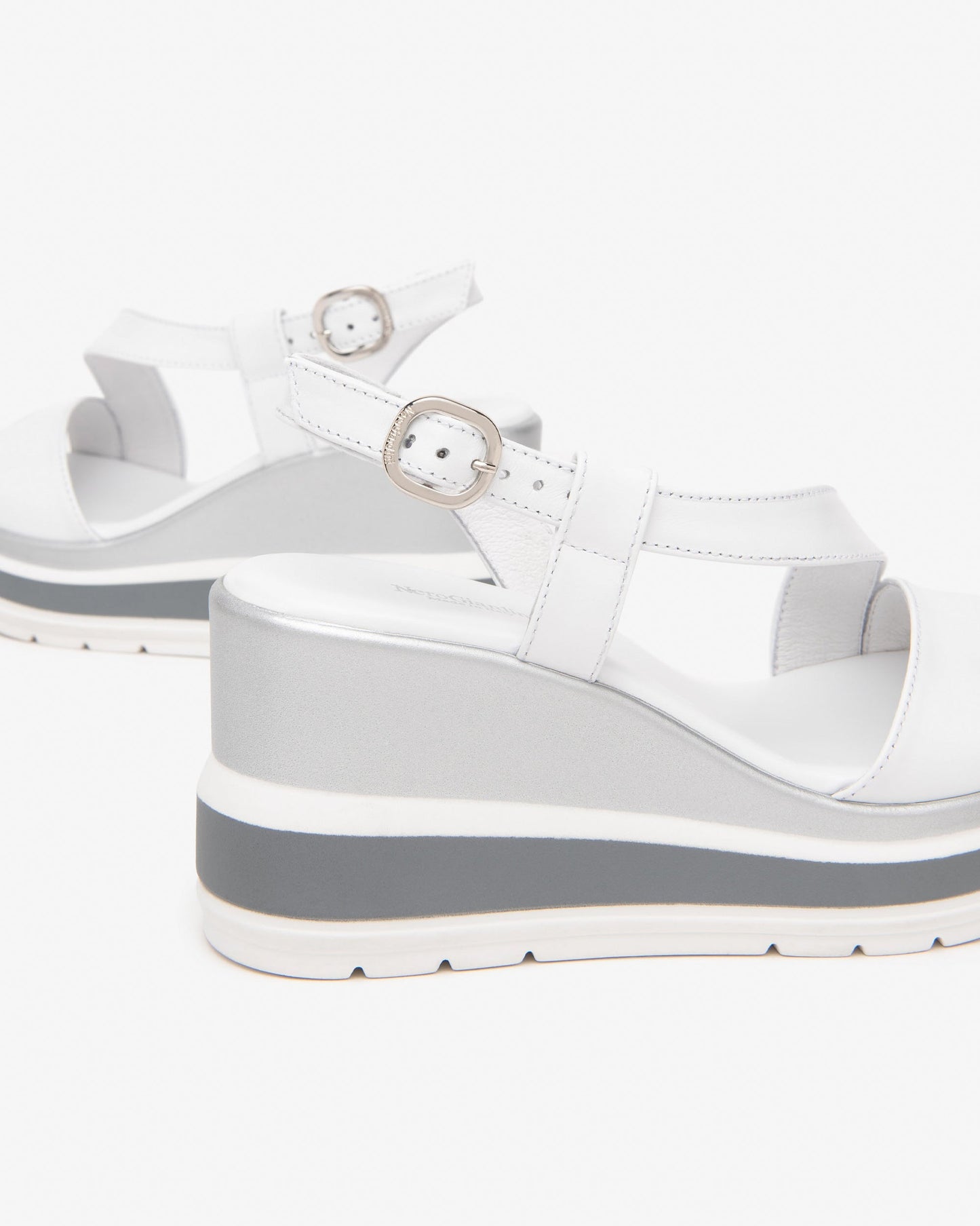 Witte Vito sandalen