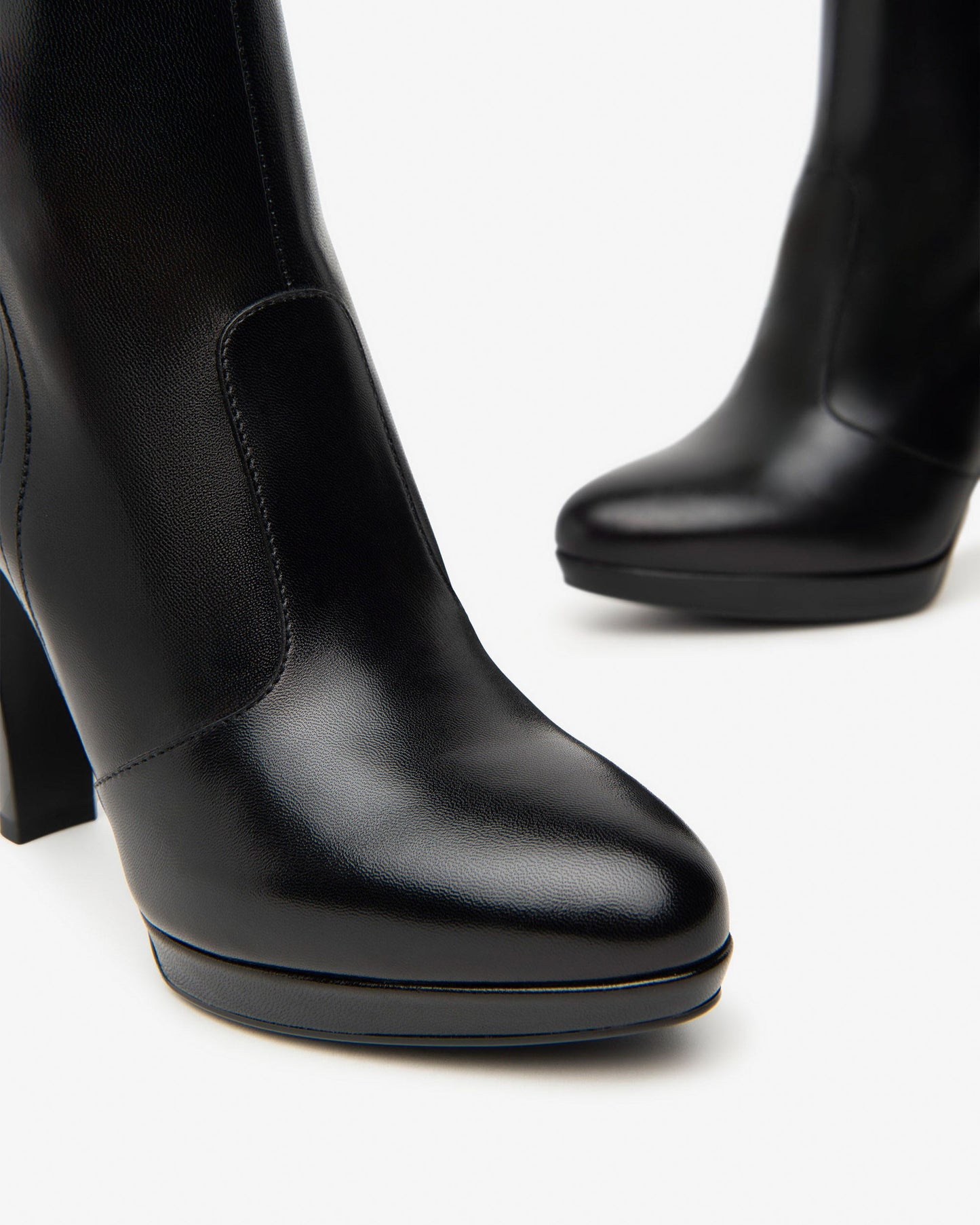 Schwarze Cerasus-Stiefel