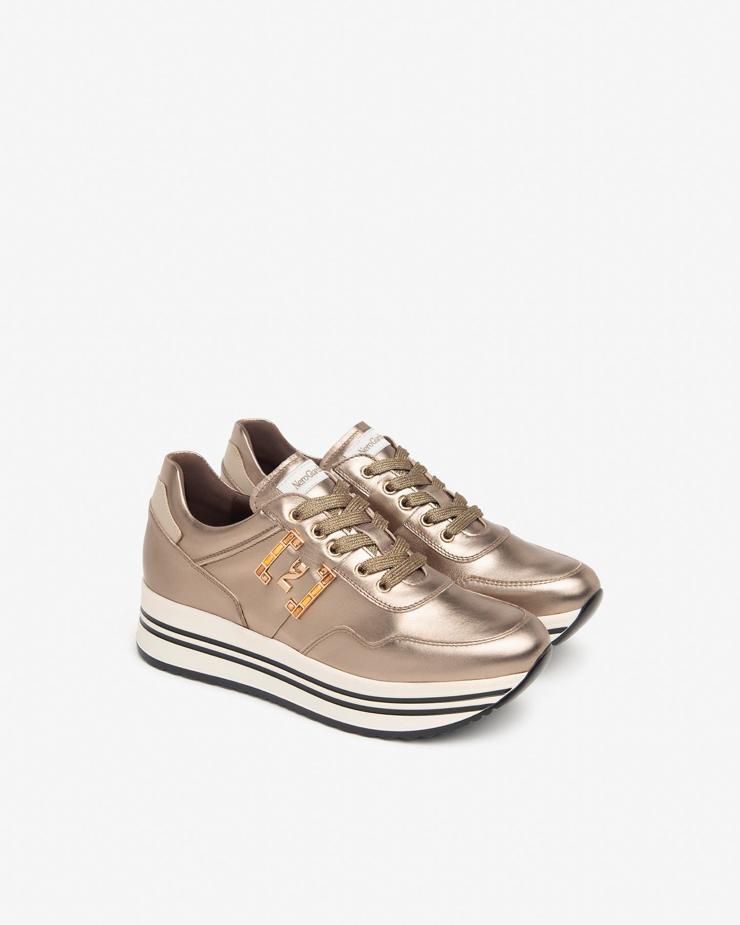 Goldene Malus-Sneaker