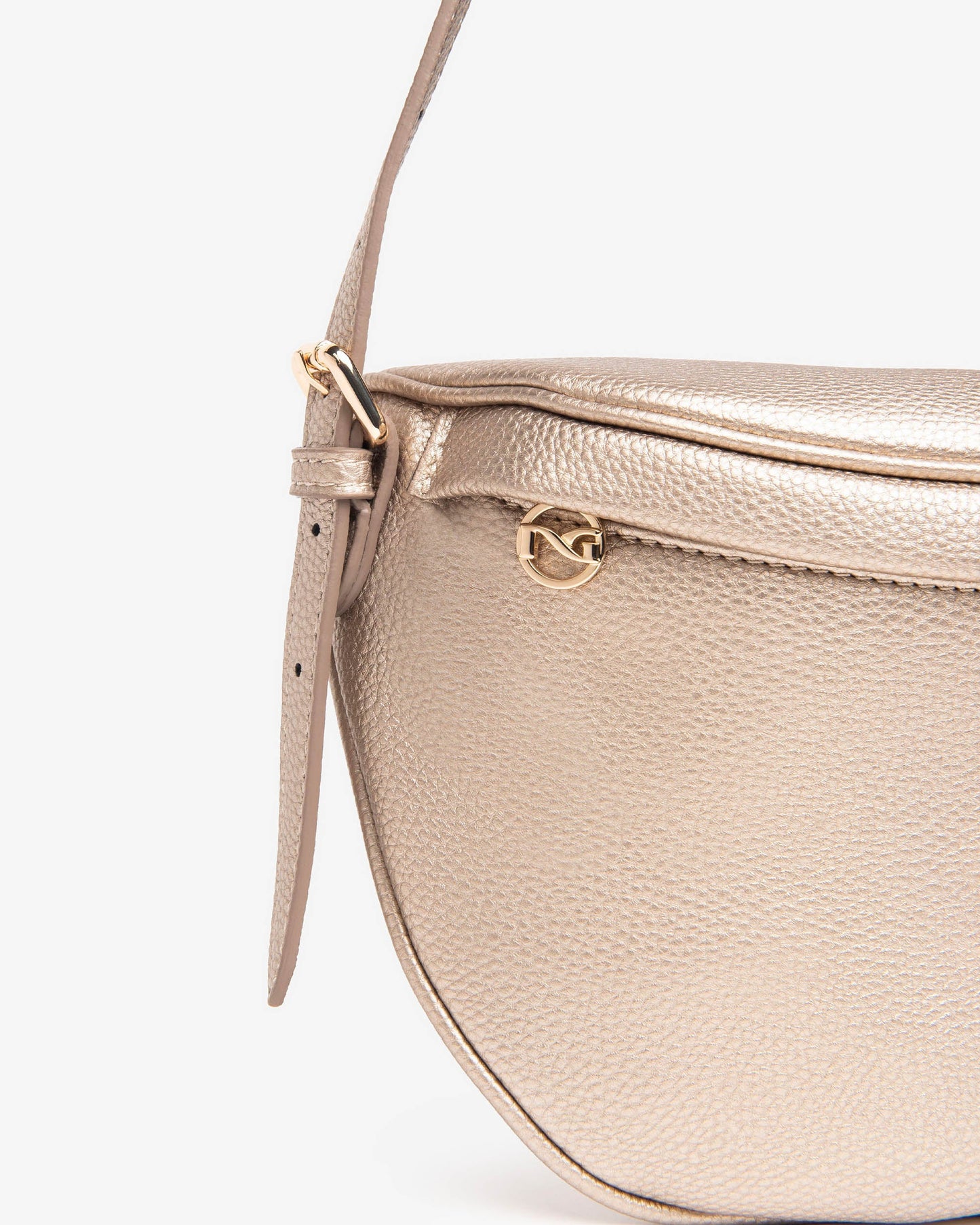 Goldene Gürteltasche