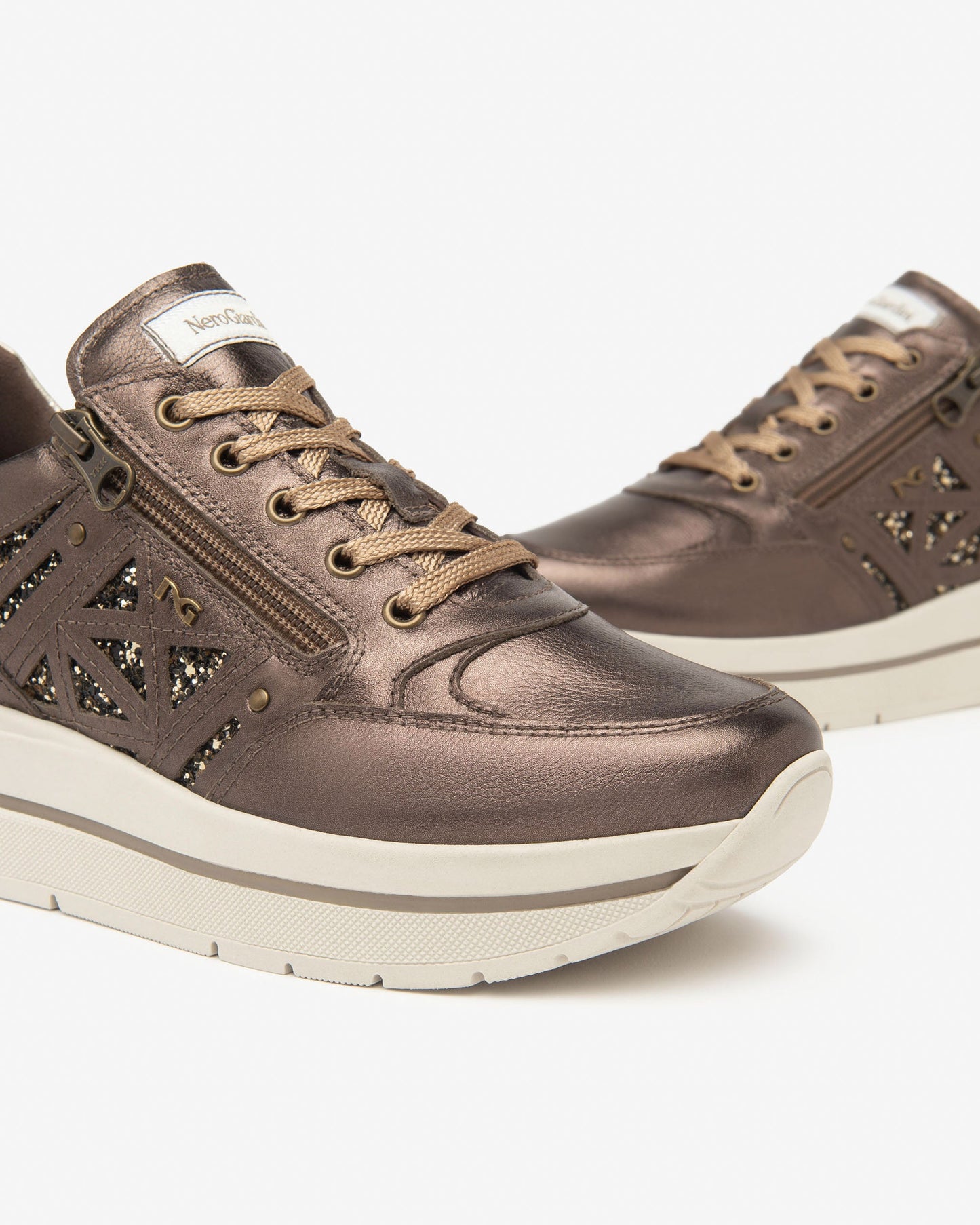 Hoje Bronzes Sneakers
