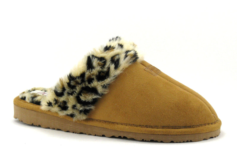 Pantoufles Leop Camel AZ-81 Nouvelle Collection automne/hiver 2025 Chaussures Jeanmart Magasins Belgique Liege Grivegnée Ans Namur