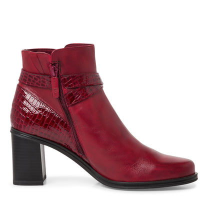 Rote Columbus-Stiefel