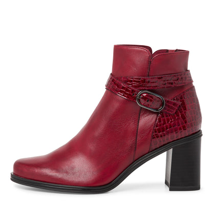 Rote Columbus-Stiefel