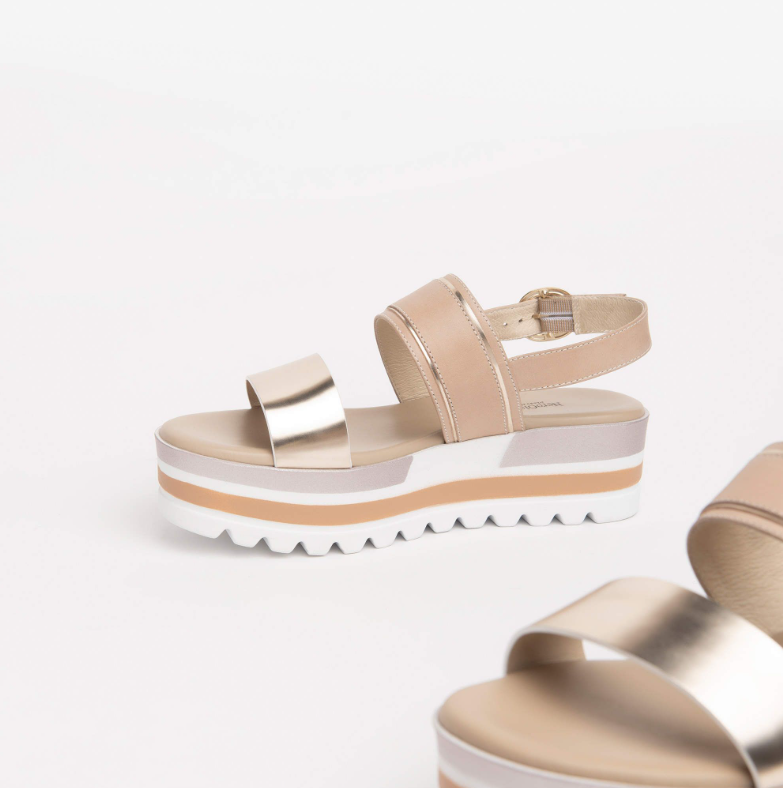 Beige Ginster Sandalen