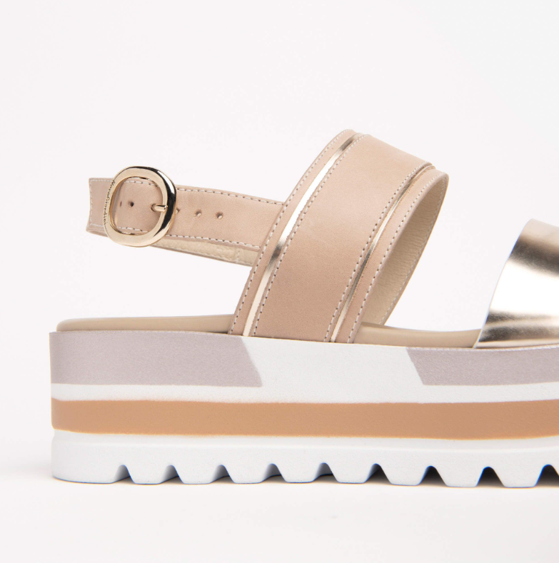 Beige Ginster Sandalen