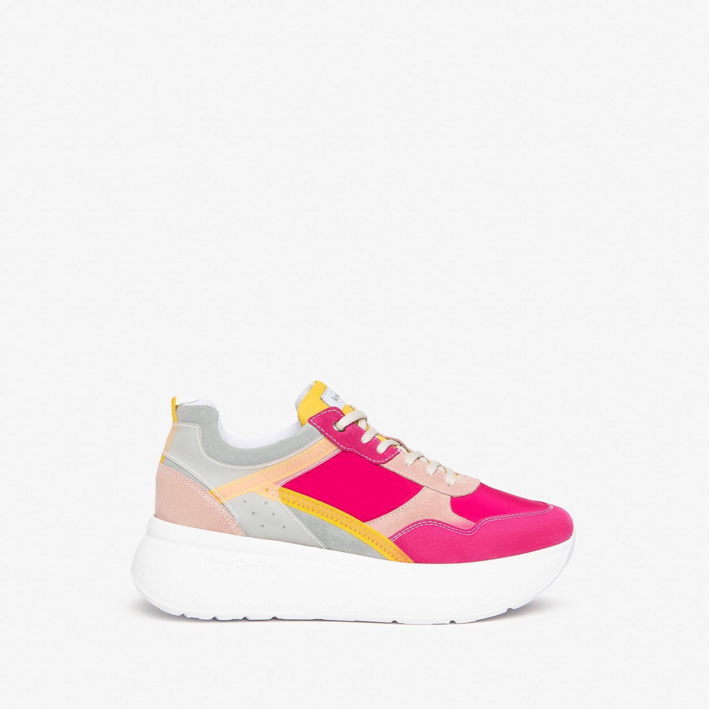 Roze roze sneakers