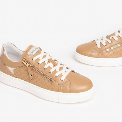 Waardige sneakers kameel