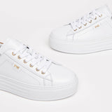 Witte luipaardsneakers