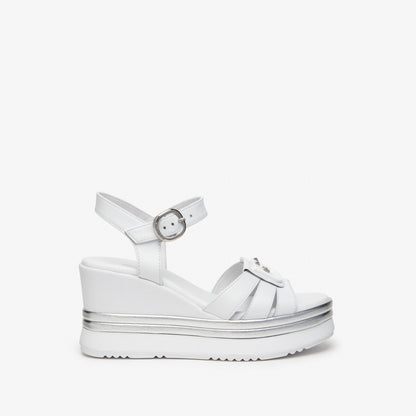 Weiße Cassiopeia-Sandalen 